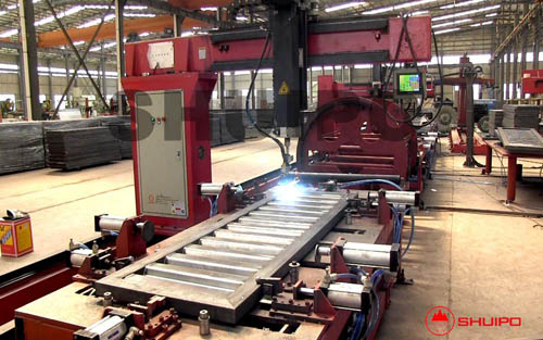 欄板無(wú)人化生產(chǎn)線