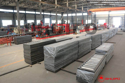 欄板無(wú)人化生產(chǎn)線